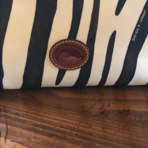 Handbag - Picture 3 of 3